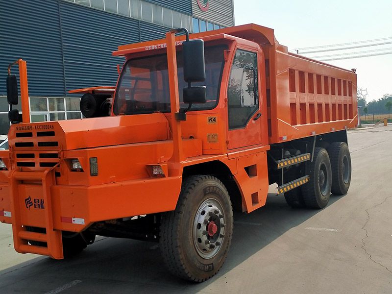 30-35噸礦用運(yùn)輸車(chē)